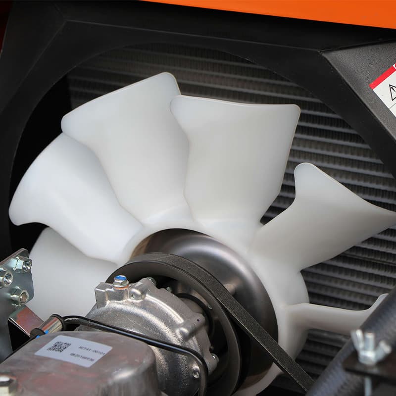 Бензиновый погрузчик CPQD30-RC1K2 с японским двигателем, свободным подъемом и боковым смещением вил