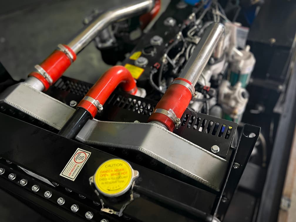 Дизельный генератор Vektor AD-100Y-T400 с АВР