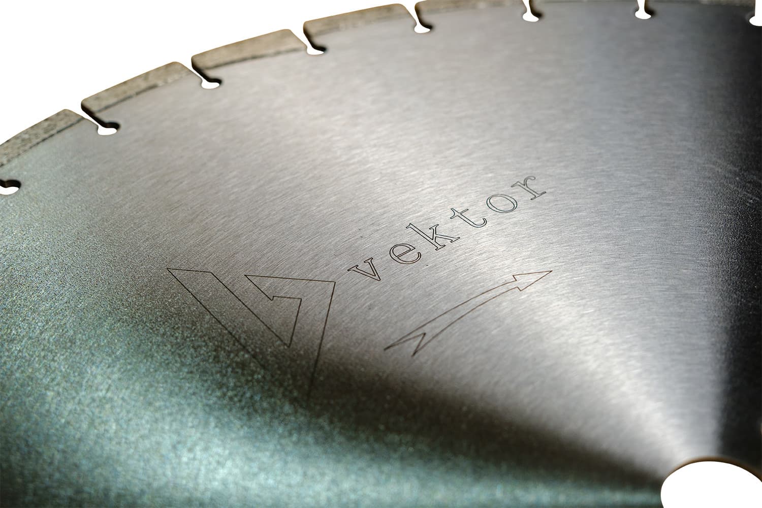 Алмазный диск универсальный к швонарезчику Vektor VFS-500