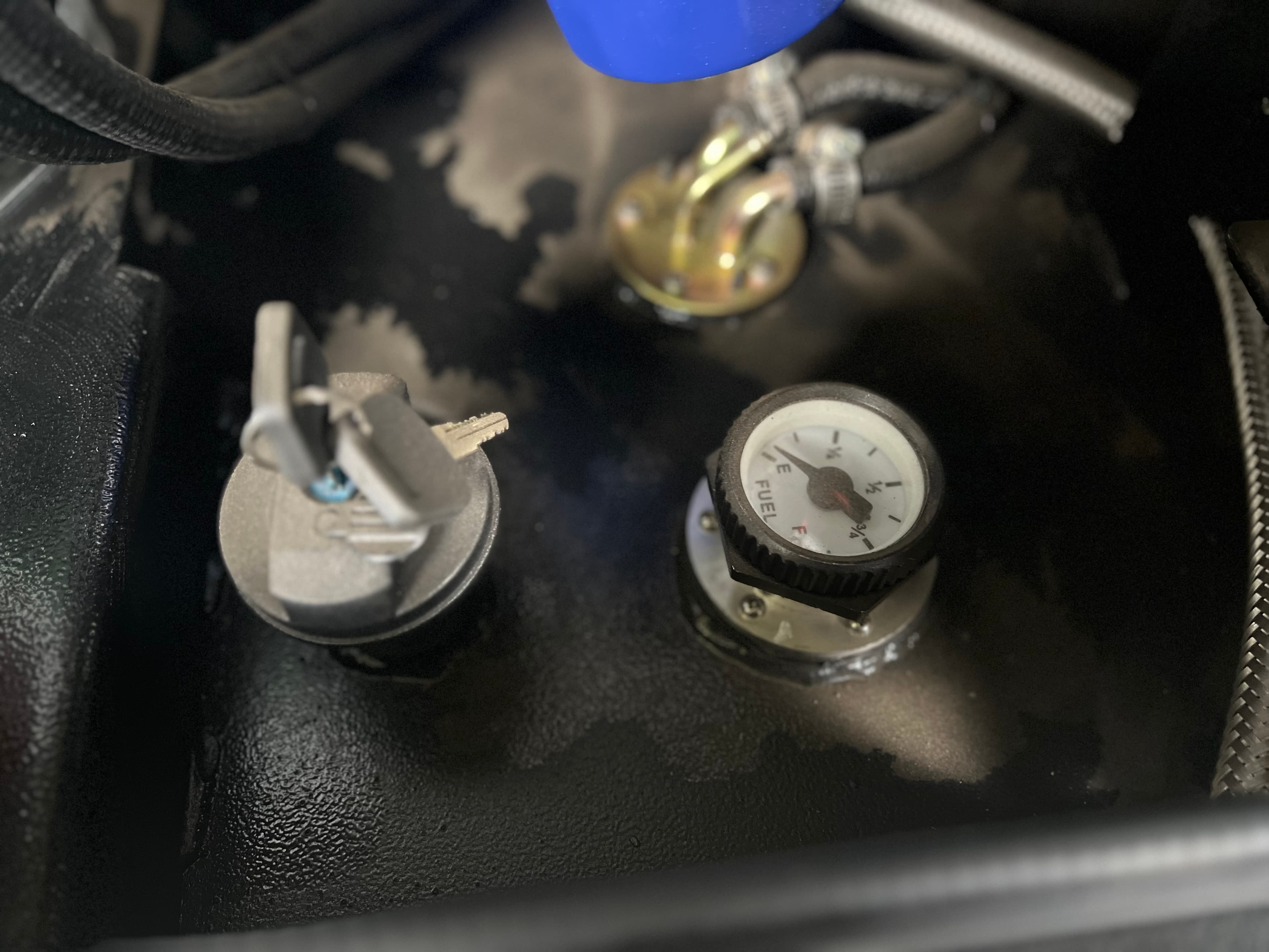 Дизельный генератор Vektor AD-50Y-T400 в шумозащитном кожухе